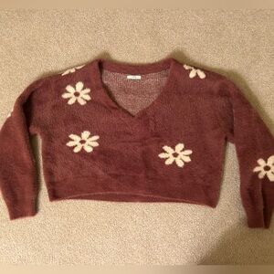 LA Hearts fuzzy cropped v neck sweater